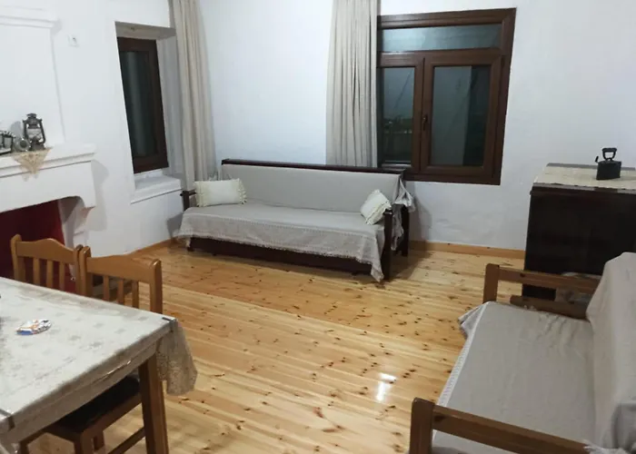 Heidis Haus Vendégház Polígirosz